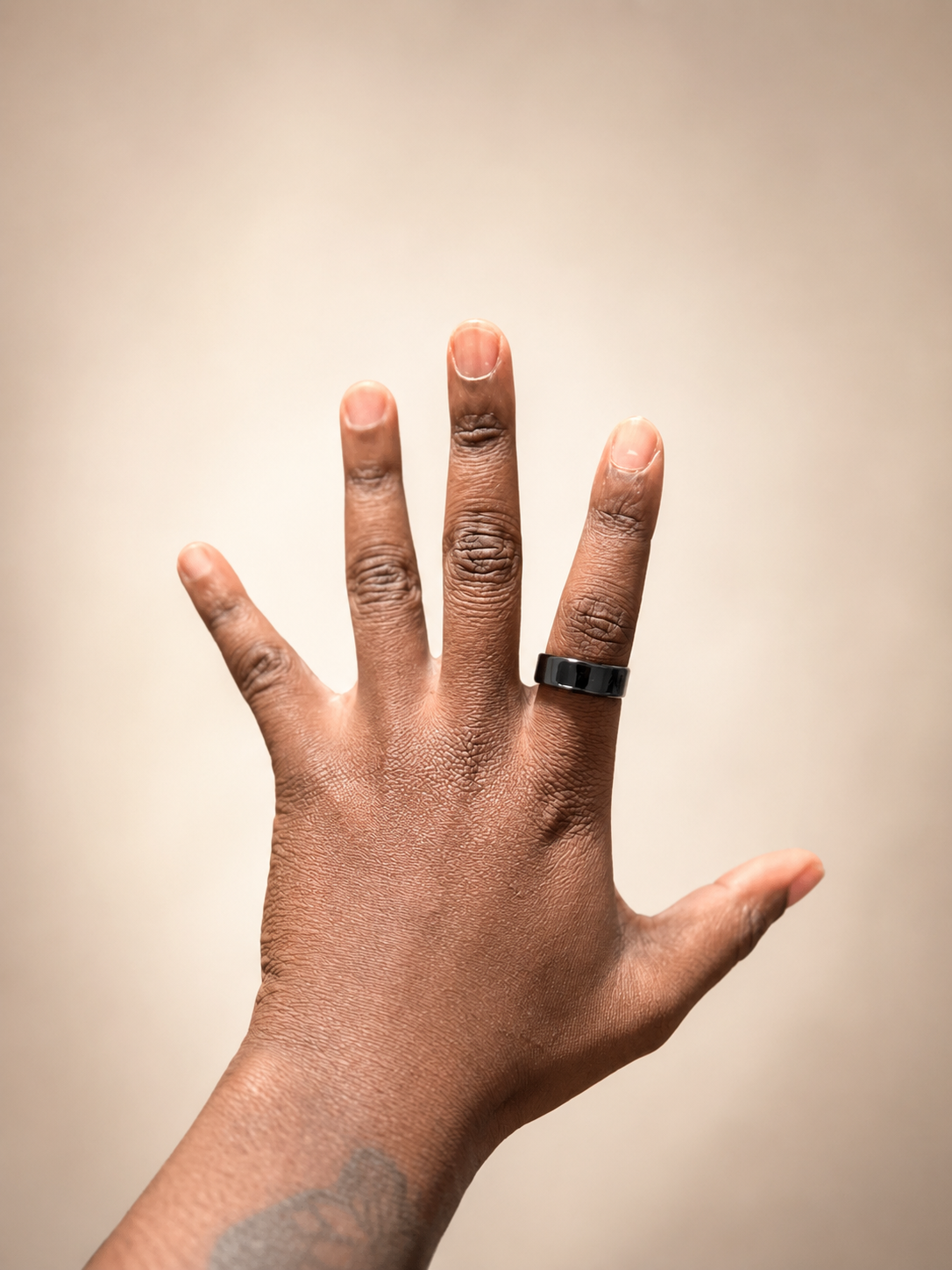 OA Smart Ring worn on a finger — slim everyday profile